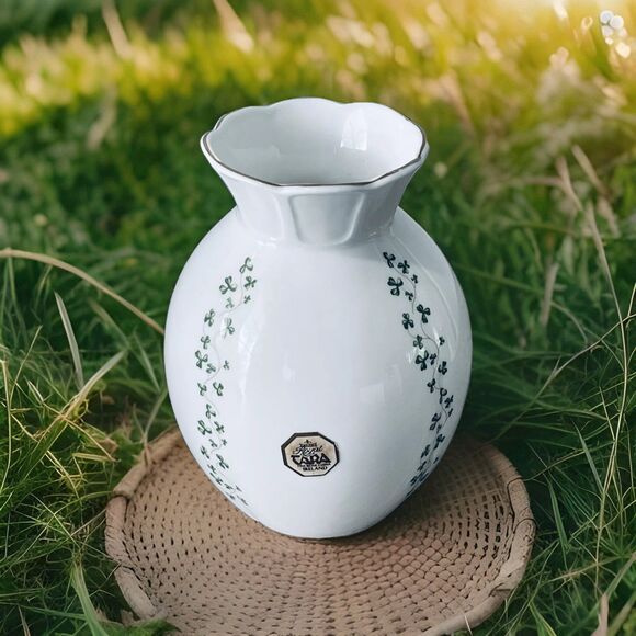 Royal Tara Other - Royal Tara Shamrock Clover Vase Handmade Irish Galway Ireland Fine Bone China